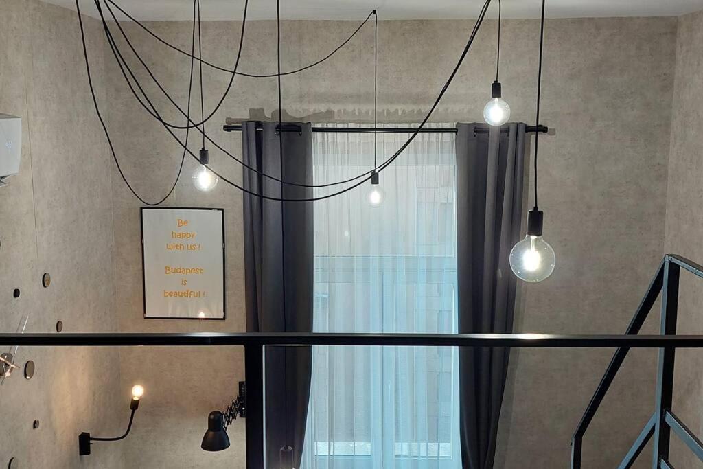 Luxury Apartment In The City Center With Parking Будапеща Екстериор снимка