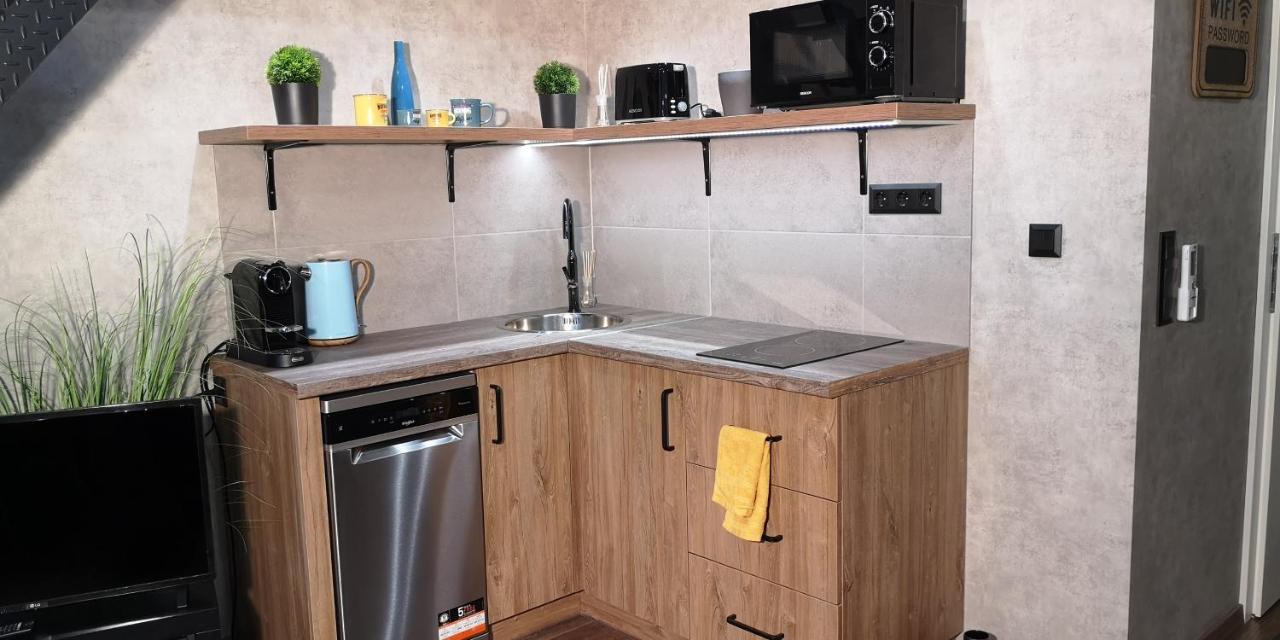 Luxury Apartment In The City Center With Parking Будапеща Екстериор снимка